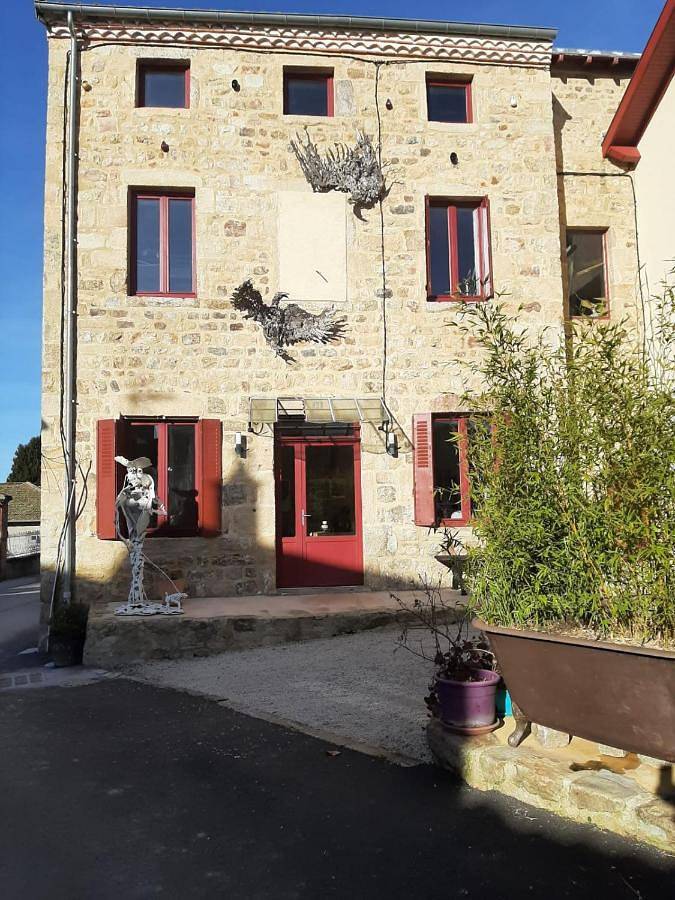 Location de vacances pour 7 personnes, avec Terrasse à Rozier-Côtes-d'Aurec