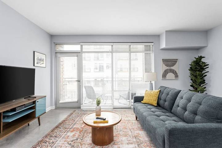 Vacation rental for 2 people, with pool, kid friendly in Indianapolis