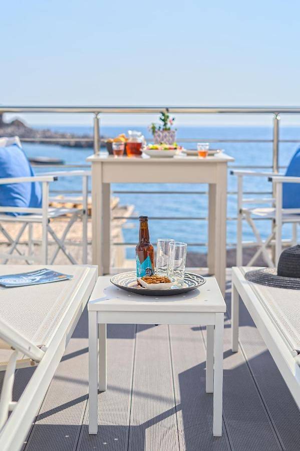 Location de vacances pour 2 personnes, avec vue et terrasse dans Chóra Sfakíon - 2