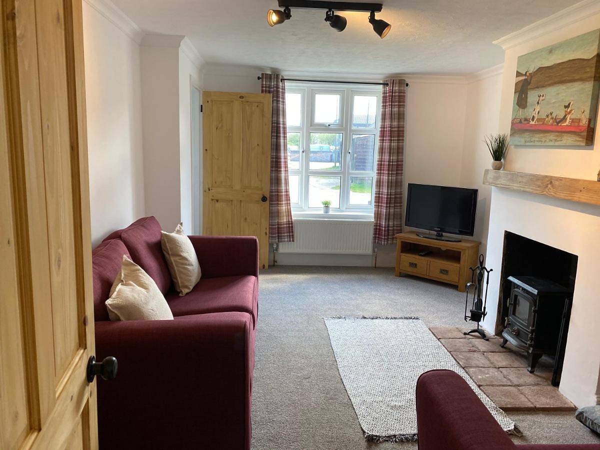 Two-Bedroom House in Sea Palling, The Broads