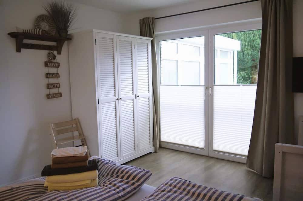 Ganze Wohnung, Großzügige Wohnung auf 125qm mit Terrasse, Wintergarten, Sauna und Kamin in Scharbeutz, Ostholstein
