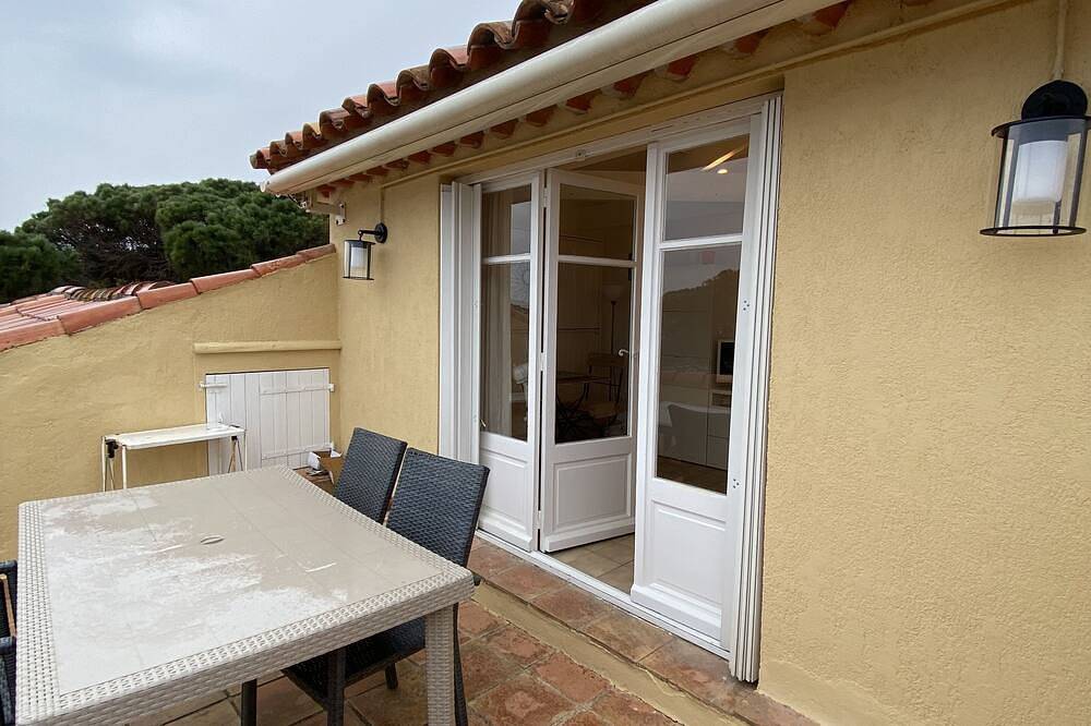 Geheel appartement, Studio de Charme Avec Terrasse in Sainte-Maxime, Draguignan en omgeving