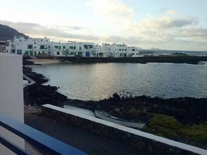 Location de vacances pour 4 personnes, avec vue et terrasse, adapté aux familles à Orzola - 3