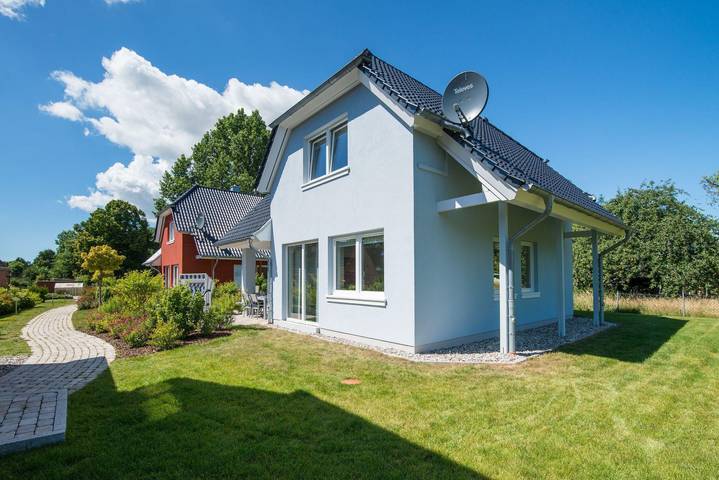 Ferienhaus für 8 Personen, mit Terrasse und Garten sowie Sauna