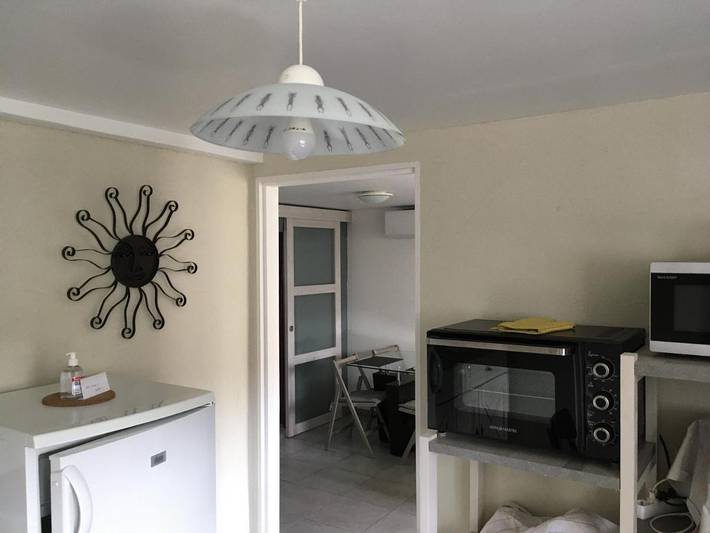 Gîte pour 2 personnes, avec Jardin à Laveyron