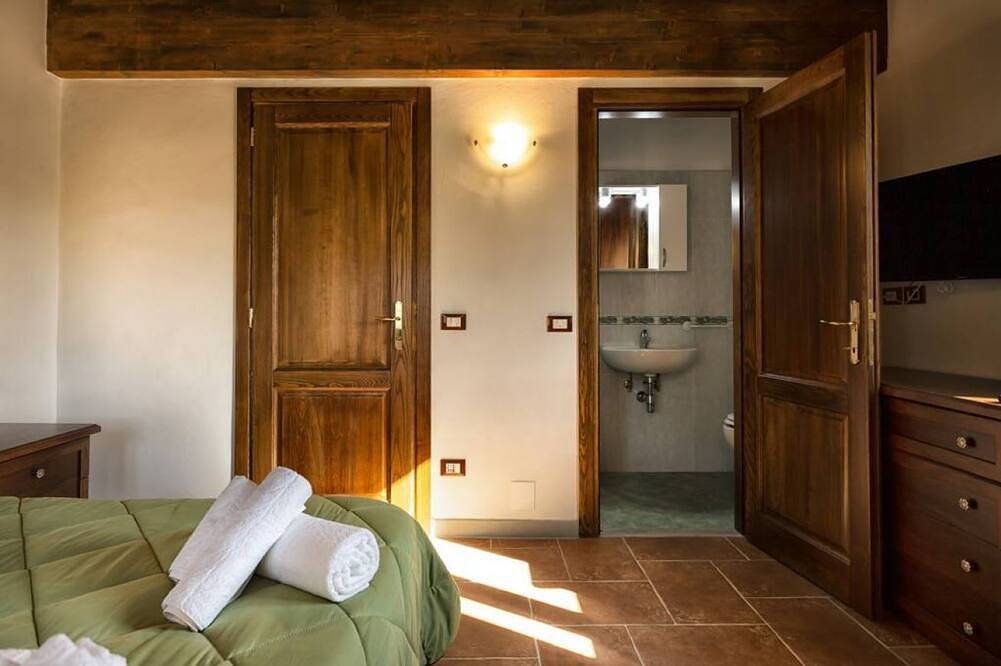 Villa Viktoria & Andras: Perfect for 20 people! in Tredozio, Provincia de Forlì-Cesena