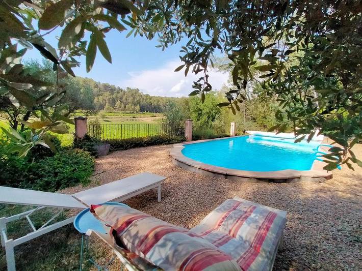 Apartamento de vacaciones para 3 personas, con sauna y jardín además de piscina y vistas - 1