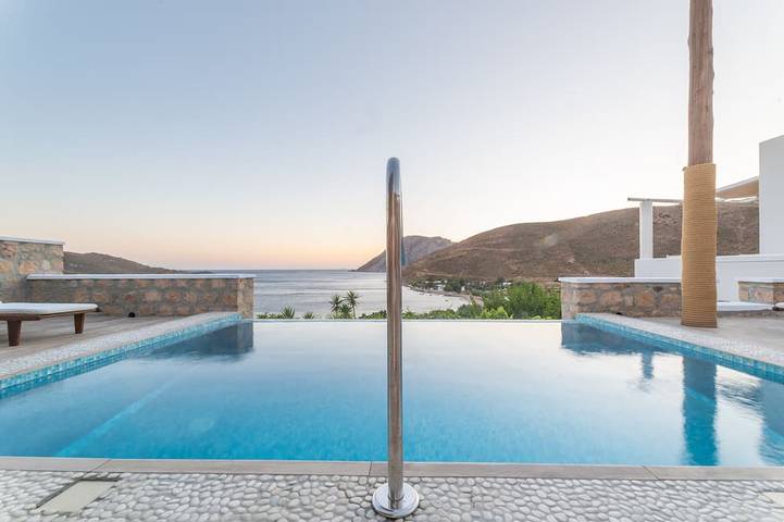Chalet para 4 personas, con jacuzzi y terraza - 1