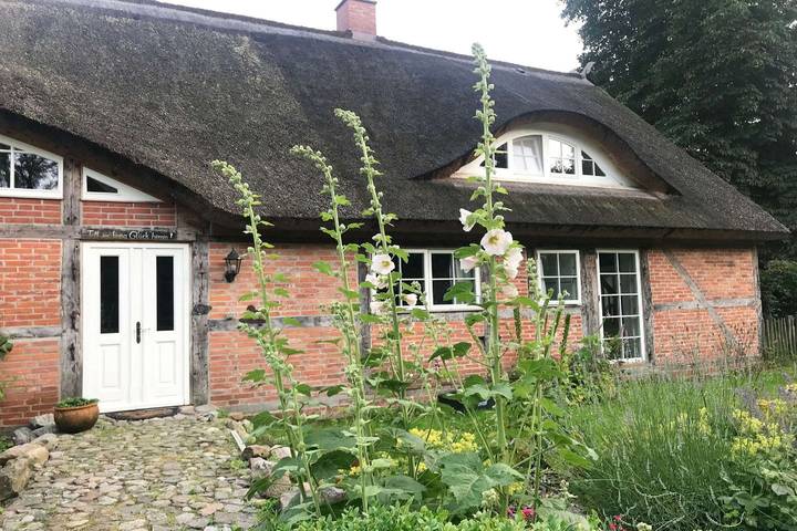 Ferienwohnung für 5 Personen, mit Terrasse und Garten in Garz/Rügen - 2