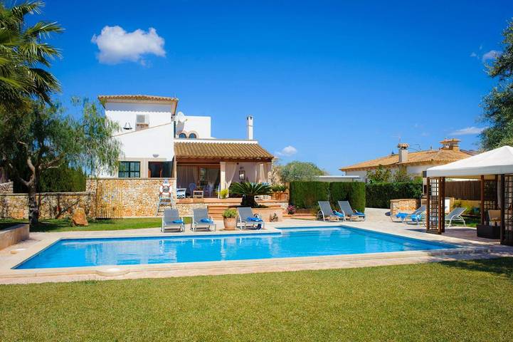 Ferienhaus für 8 Personen, mit Garten und Terrasse in Portocolom