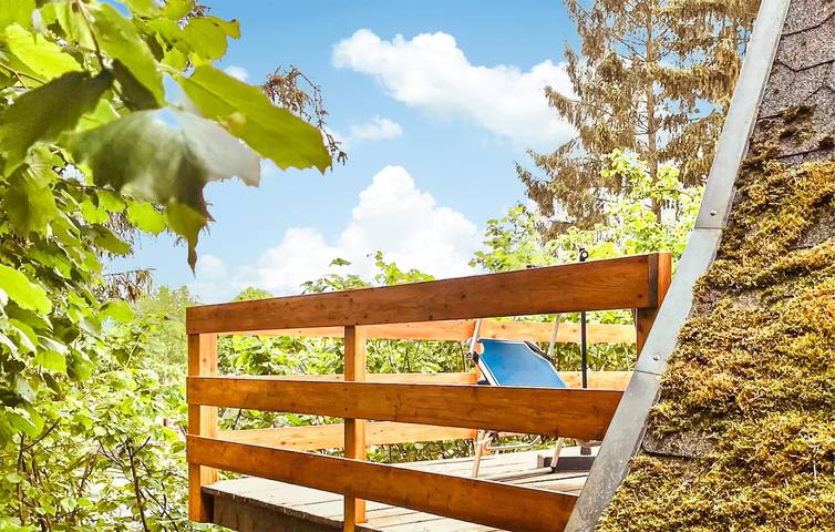 Chalet für 4 Personen, mit Terrasse und Garten sowie Ausblick in Thüringen
