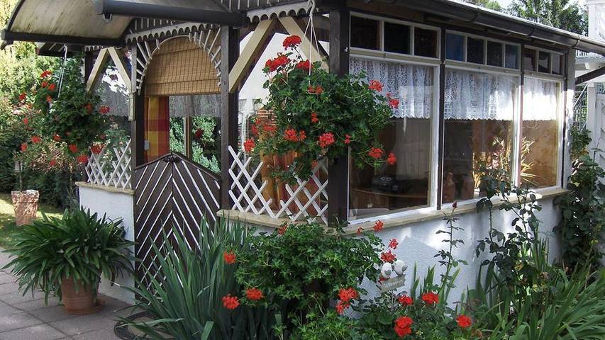 Ferienhaus für 6 Personen, mit Garten in Thale - 2