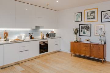 Loft for 4 Guests in Islington, London, Picture 3