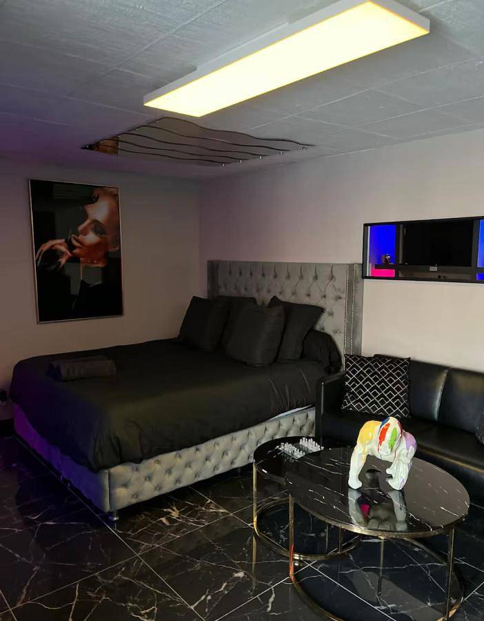 Location de vacances pour 2 personnes, avec jacuzzi dans Office de Tourisme de Sausset-les-Pins - 4