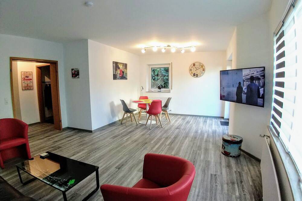 Exklusive Ferienwohnung mit Terasse und Garten in Einbeck, Zentrum! Neu!! in Einbeck, Weserbergland