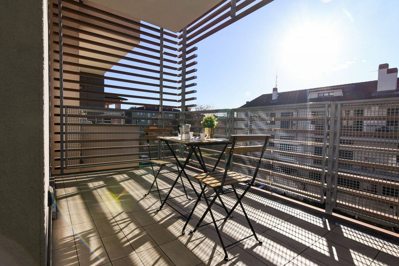 Appartamento intero, Guesthost- Casa Marina Apartment with Terrace! in Cernusco sul Naviglio, Provincia di Milano