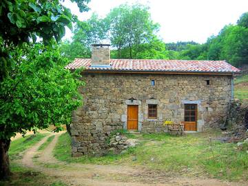 Gîte pour 5 personnes, avec jardin à Saint-Félicien