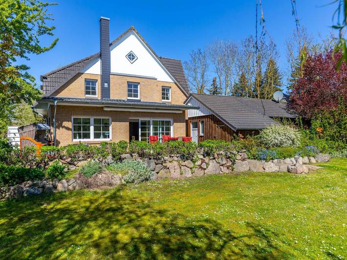 Ferienhaus für 8 Personen, mit Garten und Terrasse, mit Haustier in Boltenhagen
