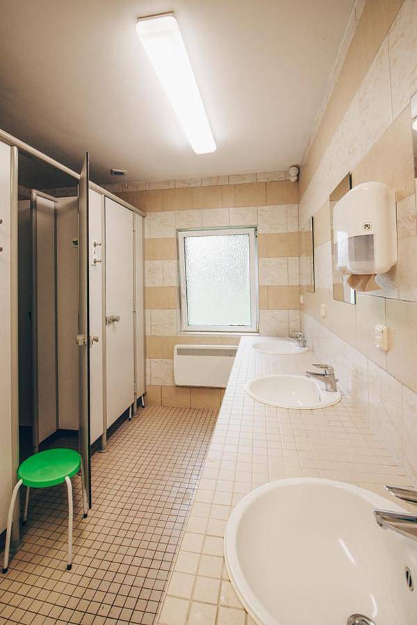 Bungalow für 7 Personen, mit Garten und Sauna, mit Haustier im Thüringer Wald - 2