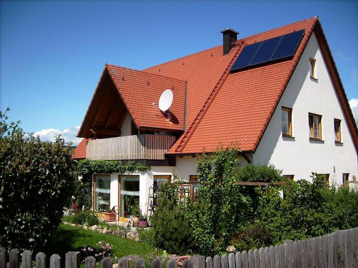 Ferienwohnung für 4 Personen, mit Balkon und Terrasse sowie Ausblick