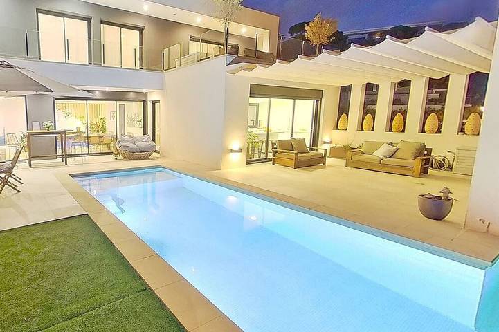 Casa de vacaciones para 10 personas, con jardín y terraza - 1