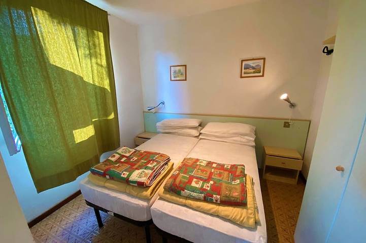 Bungalow für 4 Personen, mit Garten und Pool am Idrosee - 2