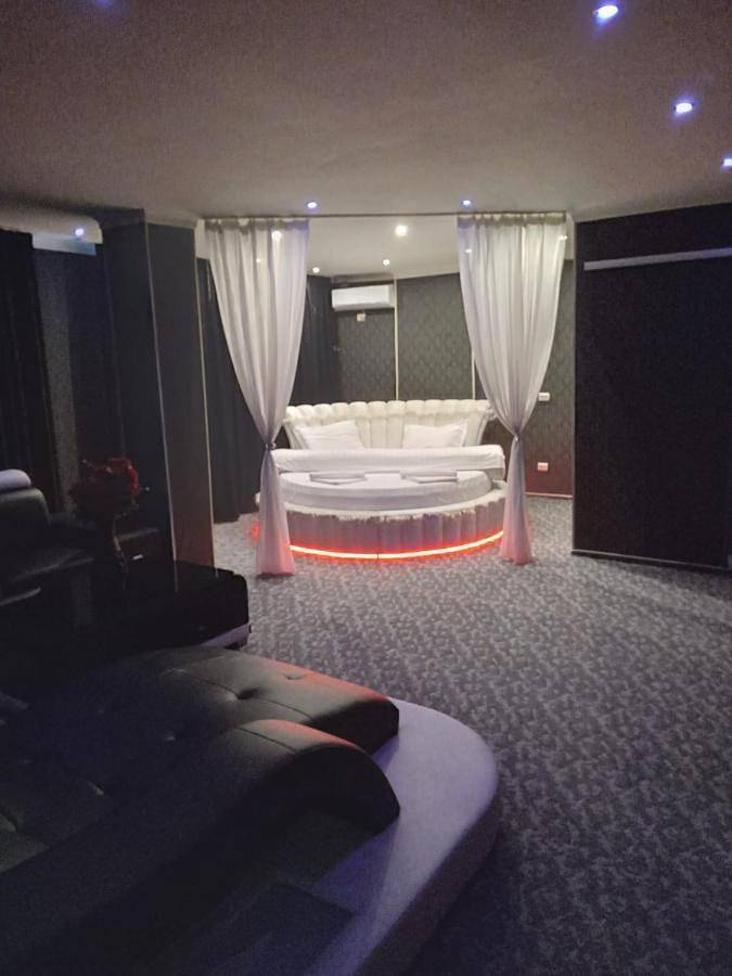 Chambre d’hôte pour 2 personnes, avec jardin à Bucarest - 2