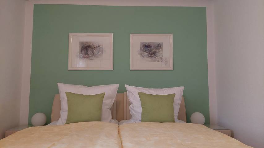 Ferienwohnung für 2 Personen, mit Terrasse und Garten in Vetschau