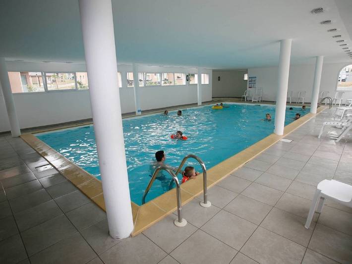 Maison de vacances pour 8 personnes, avec sauna ainsi que terrasse et piscine