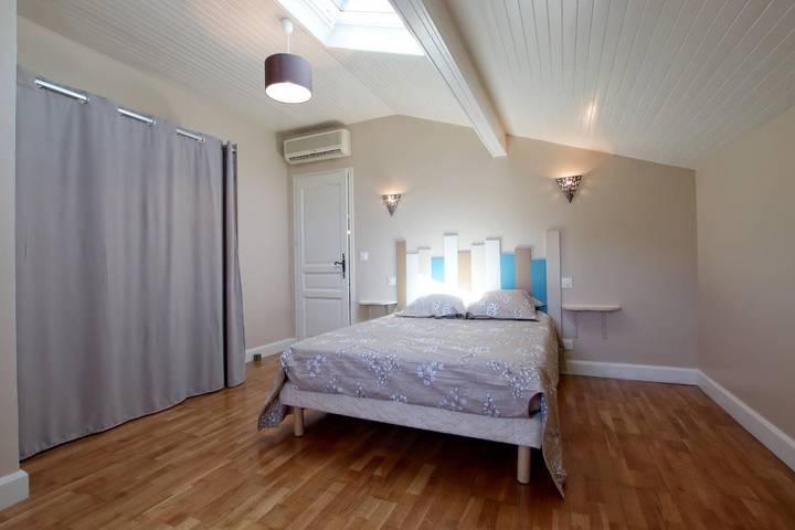 Gîte pour 5 personnes, avec terrasse à Macaye - 4