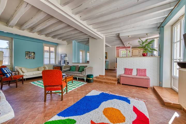 Location de vacances pour 8 personnes, avec terrasse ainsi que jardin et piscine dans Parc naturel régional du Vexin Français - 3