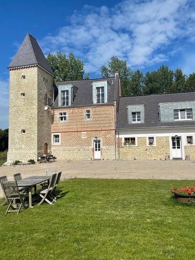 Location de vacances pour 12 personnes, avec jardin et vue à La Capelle-lès-Boulogne - 2