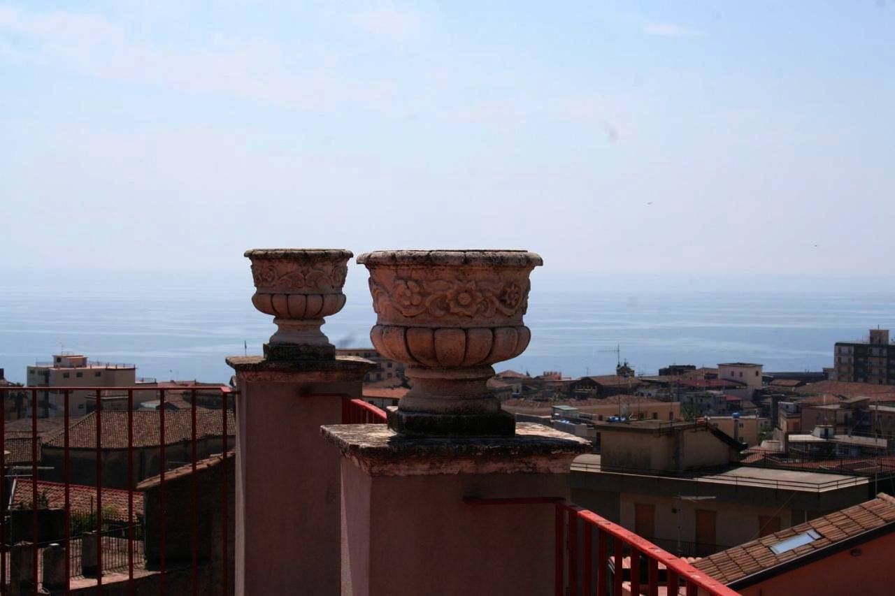 Terrazze Bella Epoque in Acireale, Catania e dintorni