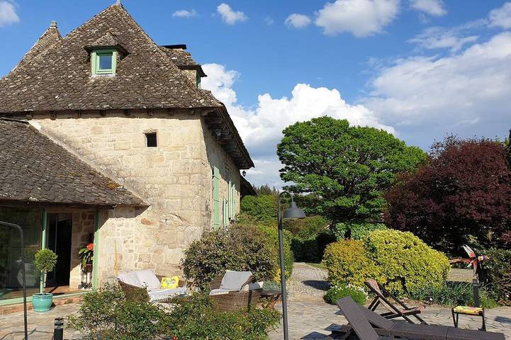 Maison de vacances pour 8 personnes, avec sauna ainsi que terrasse et jardin à Servières-le-Château