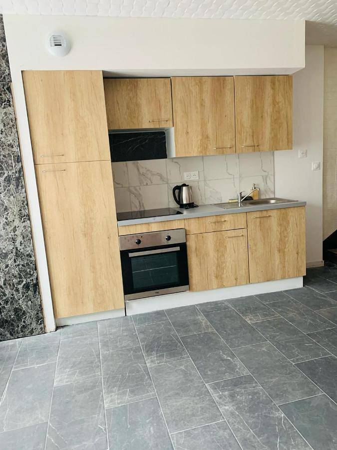 Gîte pour 4 personnes, avec terrasse ainsi que jacuzzi et jardin à Broons - 3