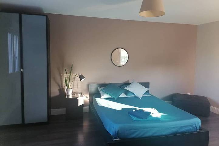 Location de vacances pour 6 personnes, avec terrasse et jardin, animaux acceptés à Saint-Geniès-de-Fontedit - 4