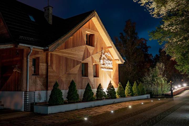 Chambre d’hôte pour 2 personnes, avec Terrasse et Jacuzzi ainsi que Jardin et Sauna à Świeradów-Zdrój