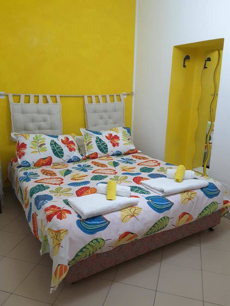 Single Room with Shared Bathroom in Taormina, Provincie Messina