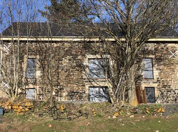 Gîte pour 6 personnes, avec terrasse et jardin, animaux acceptés à Saint-Front