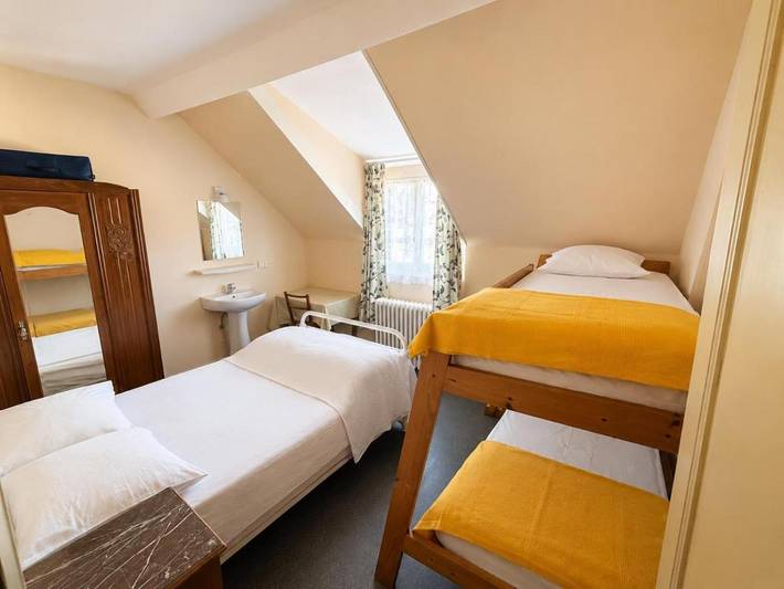 Location de vacances pour 8 personnes, avec terrasse à Saint-Honoré-les-Bains - 4