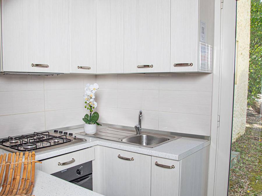 Bagheera Camping Naturiste - Villa 4 personen - Villa Typ B1 - 2 Erwachsene 2 Kinder (Erdgeschoss, Mezzanine) in Linguizzetta, Corte und Umgebung