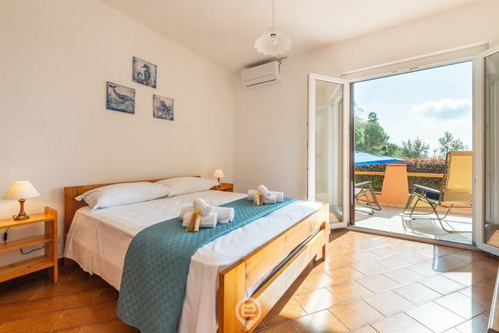 Ferienhaus für 6 Personen mit Balkon/Terrasse in Solanas, Comune di Sinnai