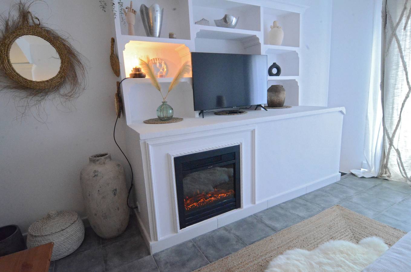 Ganze Wohnung, Ferienhaus 'La Cueva De Las Orquídeas' mit privatem Pool, privater Terrasse und Wlan in Benaoján, Málaga Provinz