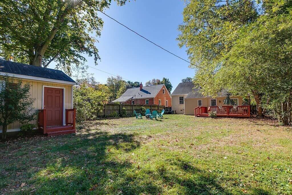 The Sweet Retreat Rva • Fenced Yard • Fire Pit • Parking in Richmond, Virginia