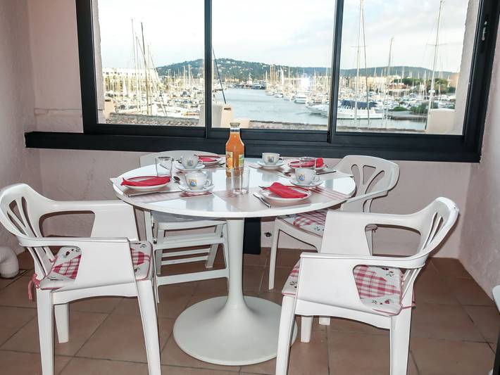 Ferienwohnung für 4 Personen, mit Balkon in Cogolin - 3