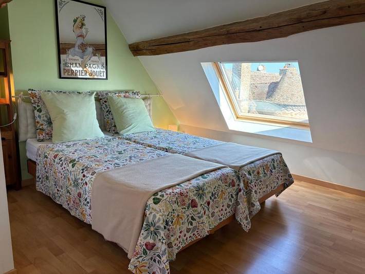 Location de vacances pour 2 personnes, avec terrasse et vue à Verdun-sur-le-Doubs - 4