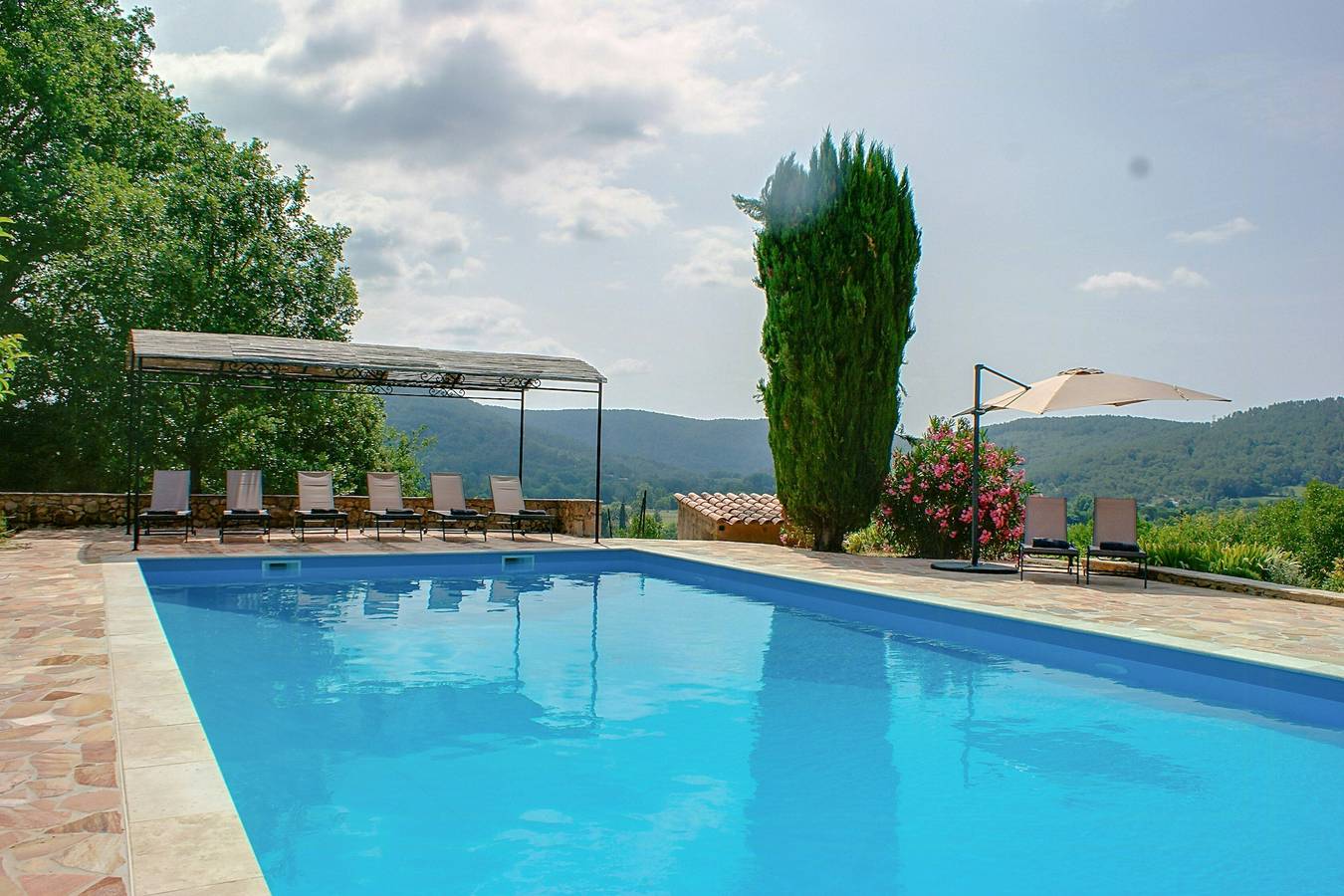 Villa avec court de tennis et piscine à Salernes in Montbarla, Tarn-et-Garonne