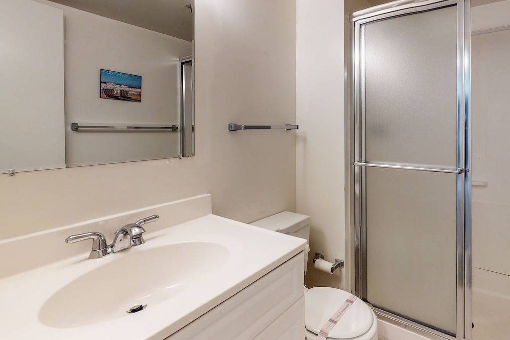 Ganze Wohnung, Sea Colony Ocean 5th-floor condo with pool, balcony, & gym in Sea Colony, Middlesex Beach