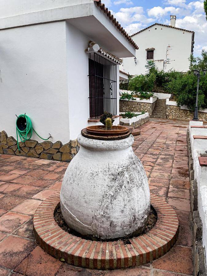 Casa rural para 6 personas, con Terraza además de Piscina y Vistas en Zahara de la Sierra - 4