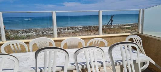 Location de vacances pour 4 personnes, avec terrasse et vue à Saint-Marcouf